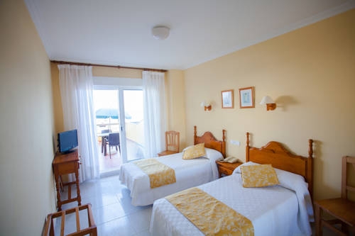 Imagen de la habitación del Hotel Mart&iacute;n Esperanza. Foto 7