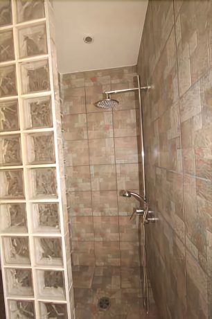 Imagen de la habitación del Hotel Martigues Le 5. Foto 7