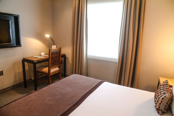 Imagen de la habitación del Hotel Martin Gusinde. Foto 9