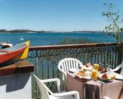Imagen de los exteriores del Hotel Martin Pescador Boutique. Foto 5
