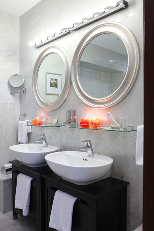 Imagen de la habitación del Hotel Martin, San Petersburgo. Foto 6