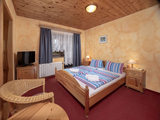Imagen de la habitación del Hotel Martin, Spindleruv Mlyn. Foto 12
