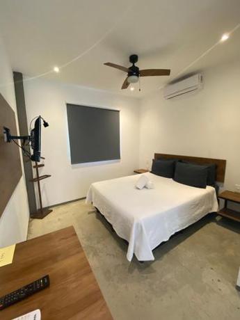 Imagen de la habitación del Hotel Martina Beach. Foto 12