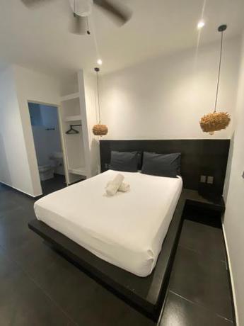 Imagen de la habitación del Hotel Martina Beach. Foto 13