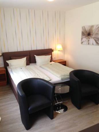 Imagen de la habitación del Hotel Martina. Foto 10