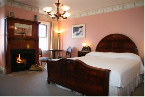 Imagen de la habitación del Hotel Martine Inn. Foto 7