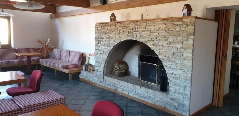 Imagen de la habitación del Hotel Martinella. Foto 14