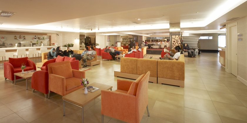 Imagen de los interiores del Hotel Martinenz. Foto 13