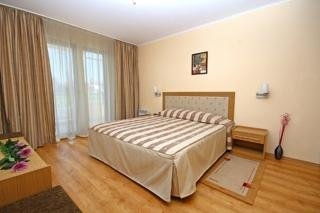 Imagen de la habitación del Hotel Martinez. Foto 7