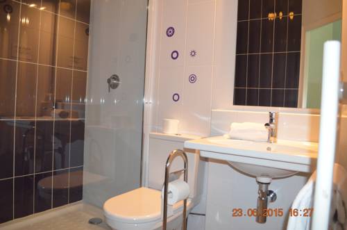 Imagen de la habitación del Hotel Martinez Grenay. Foto 4
