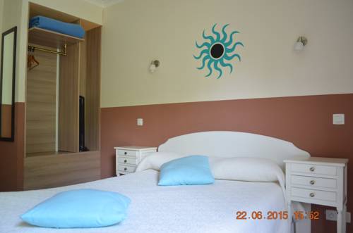 Imagen de la habitación del Hotel Martinez Grenay. Foto 8