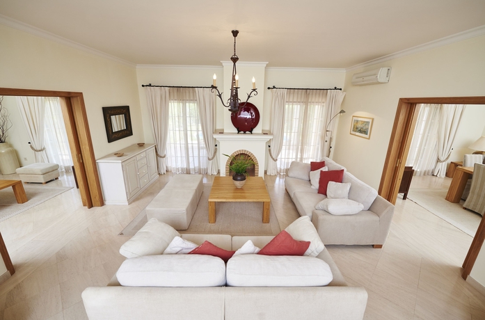 Imagen de la habitación del Hotel Martinhal Quinta Family Resort. Foto 3