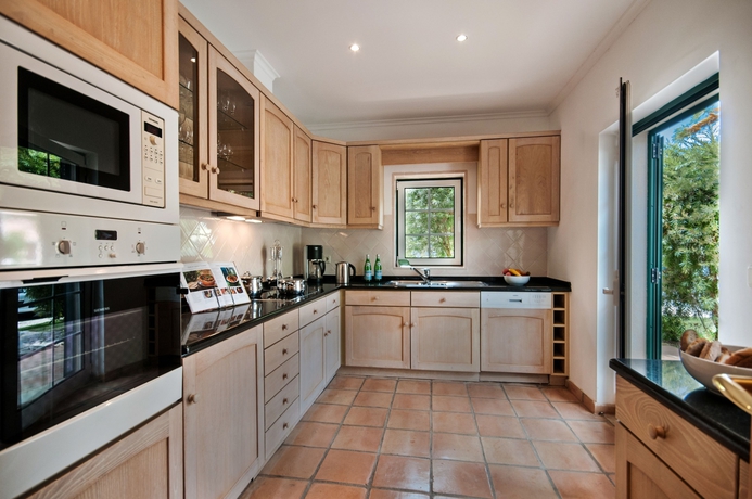 Imagen de la habitación del Hotel Martinhal Quinta Family Resort. Foto 7