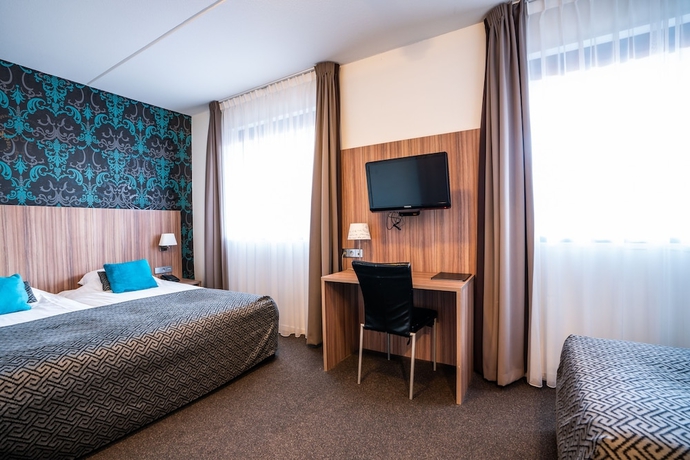 Imagen de la habitación del Hotel Martini, Groninga. Foto 6