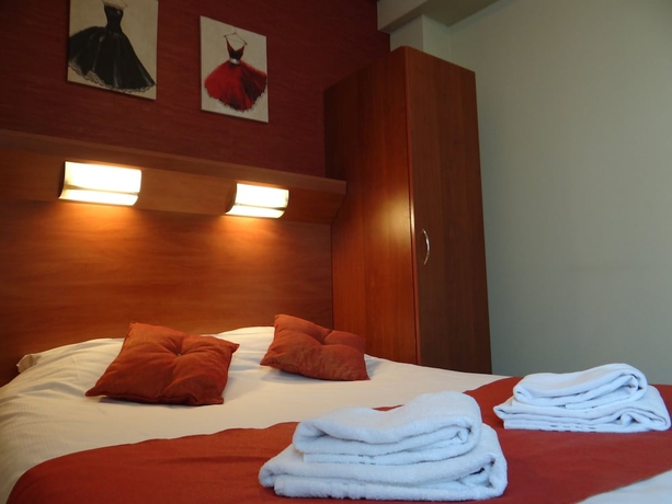 Imagen de la habitación del Hotel Martini, Groninga. Foto 17