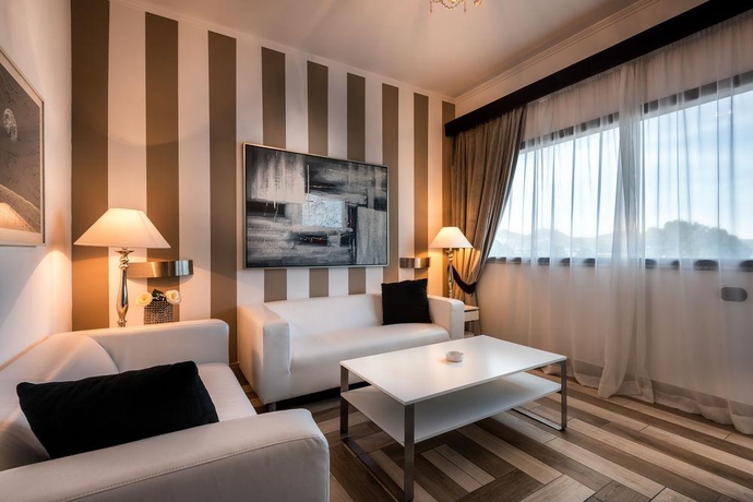 Imagen general del Hotel Martini Olbia. Foto 12