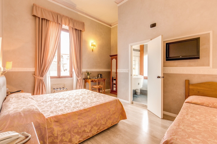 Imagen general del Hotel Martini, Roma. Foto 2