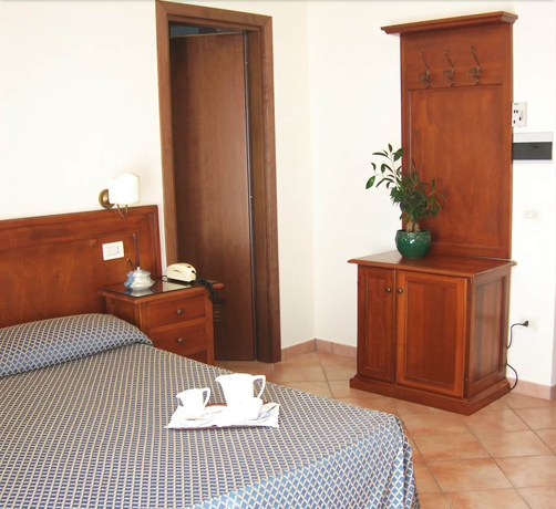 Imagen de la habitación del Hotel Martino. Foto 3