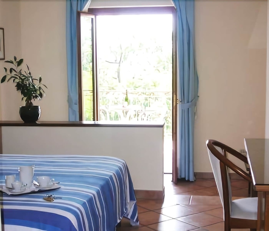 Imagen de la habitación del Hotel Martino. Foto 6