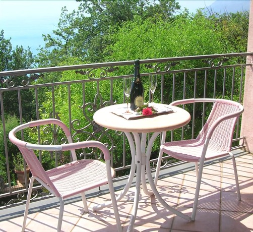 Imagen de la habitación del Hotel Martino. Foto 8