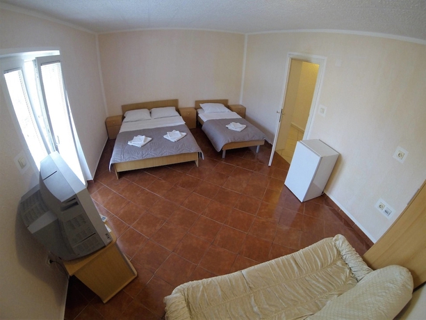 Imagen de la habitación del Hotel Martinovic Rooms, Budva. Foto 5
