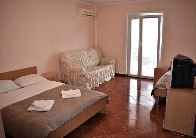 Imagen de la habitación del Hotel Martinovic Rooms, Budva. Foto 18