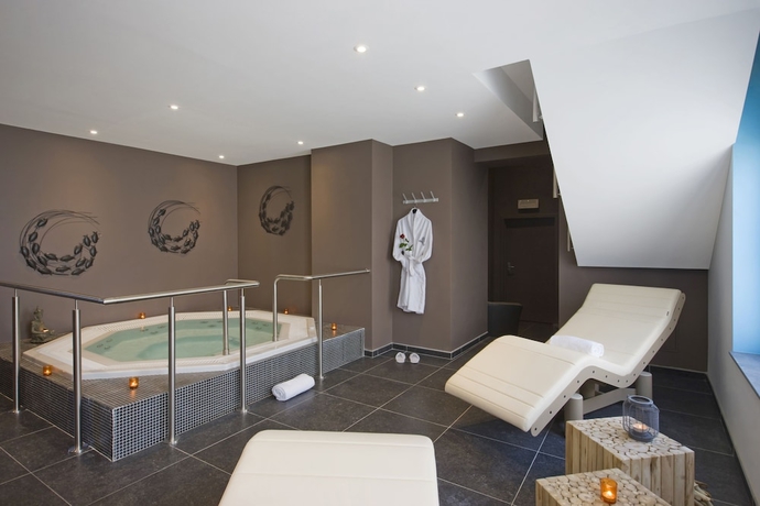 Imagen de la piscina del Hotel Martin's Dream. Foto 19