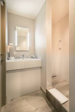 Imagen de la habitación del Hotel Martin's Red. Foto 15