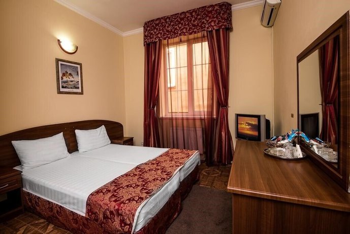 Imagen de la habitación del Hotel Marton Lion. Foto 6