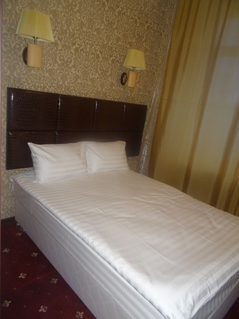 Imagen de la habitación del Hotel Marton Olimpic. Foto 4