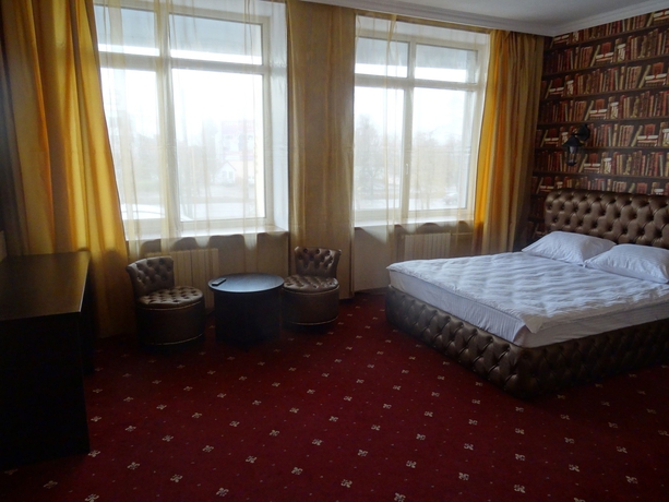 Imagen de la habitación del Hotel Marton Olimpic. Foto 5