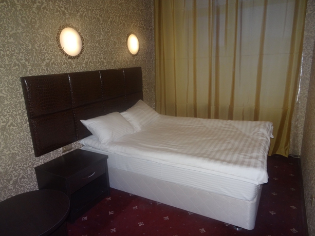 Imagen de la habitación del Hotel Marton Olimpic. Foto 6