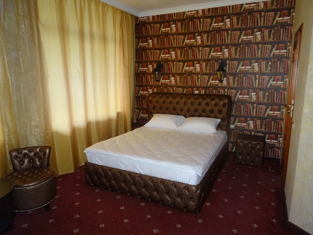 Imagen de la habitación del Hotel Marton Olimpic. Foto 14