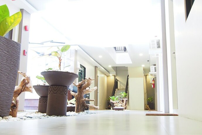 Imagen de los interiores del Hotel Marton Suites. Foto 27