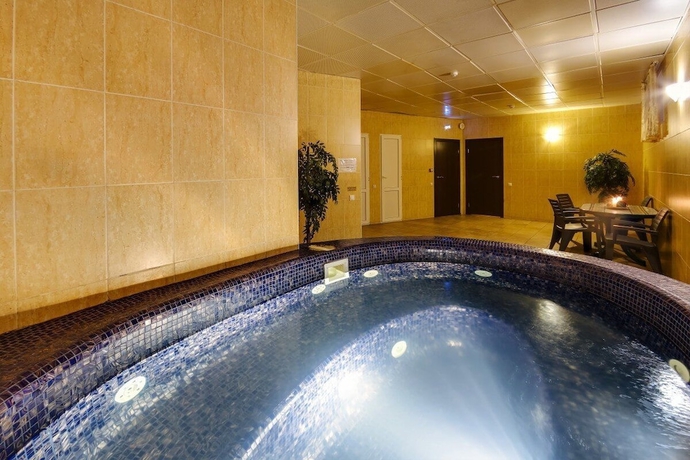 Imagen de la piscina del Hotel Marton Villa Rio. Foto 17