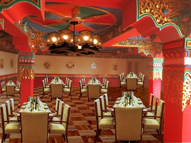 Imagen del bar/restaurante del Hotel Martsemik. Foto 8