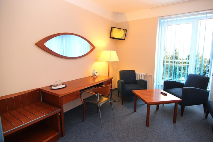 Imagen de la habitación del Hotel Marttel. Foto 13