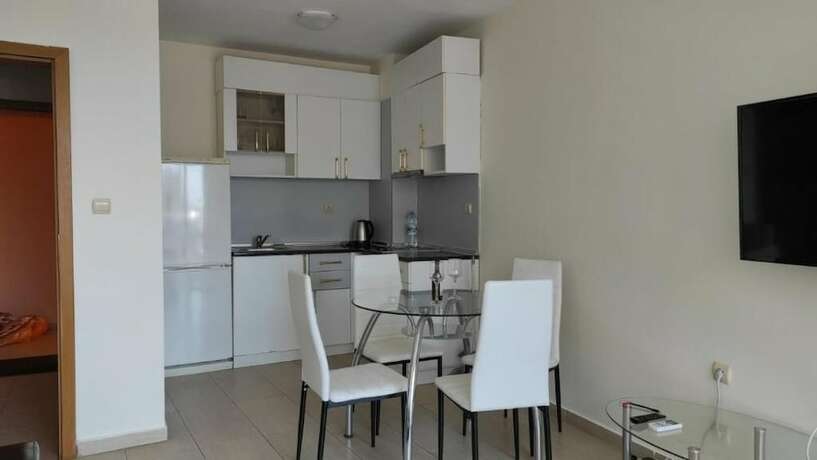 Imagen general del Hotel Marty\'s Beachfront Apartments. Foto 4