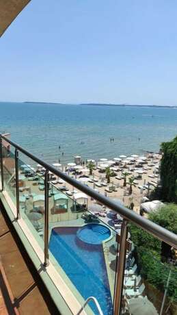 Imagen general del Hotel Marty\'s Beachfront Apartments. Foto 6