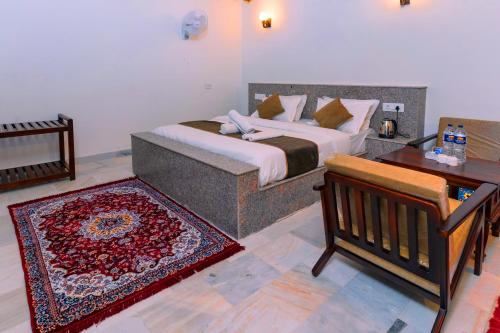 Imagen de la habitación del Hotel Marubhumi Luxury Resort. Foto 17