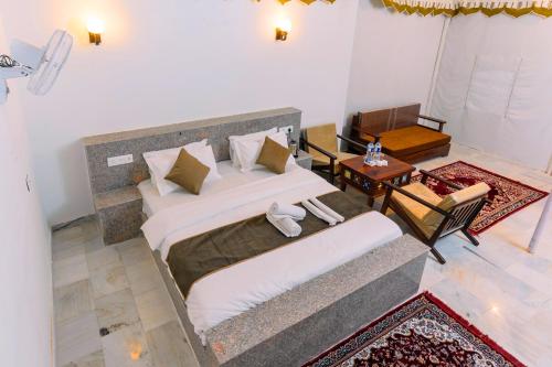 Imagen de la habitación del Hotel Marubhumi Luxury Resort. Foto 18