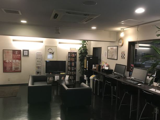 Imagen de los interiores del Hotel Maruchu Classico. Foto 10