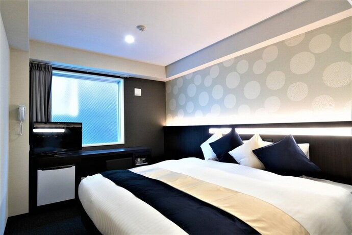 Imagen de la habitación del Hotel Marutamachi Crystal. Foto 14