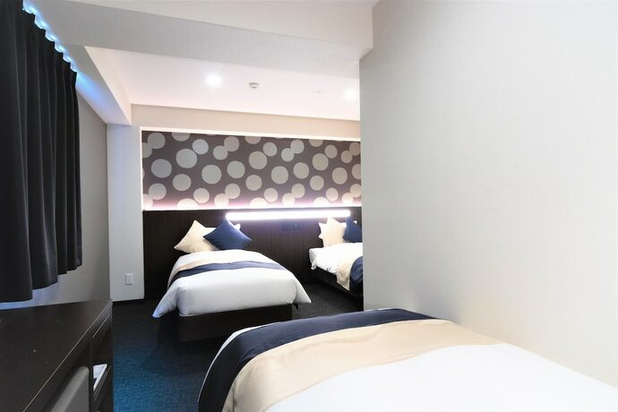 Imagen de la habitación del Hotel Marutamachi Crystal. Foto 15