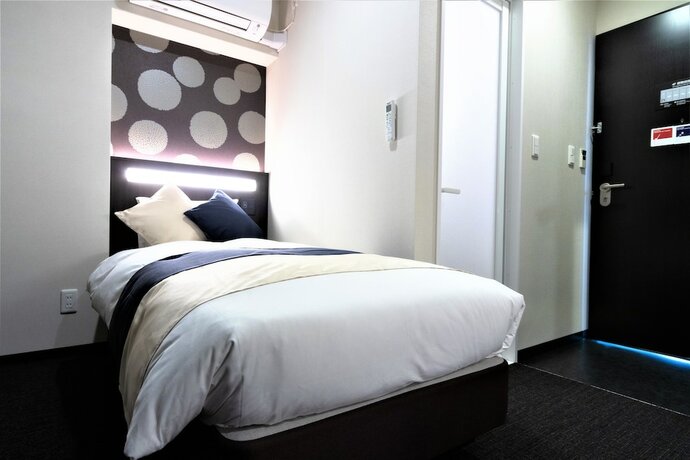 Imagen de la habitación del Hotel Marutamachi Crystal. Foto 23