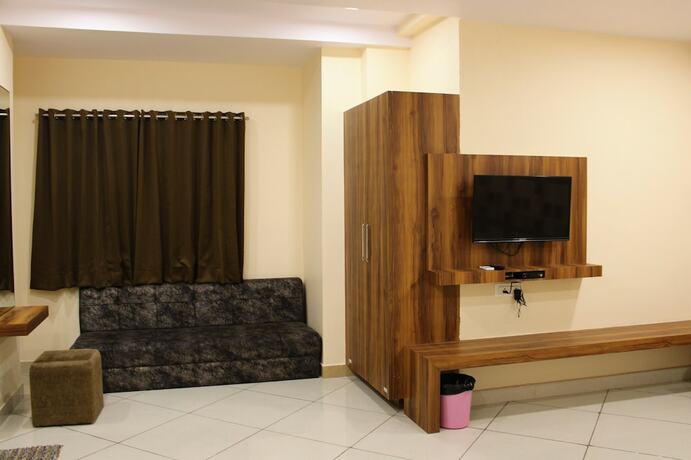 Imagen de la habitación del Hotel Maruti Group ofs - Shri Naman. Foto 15