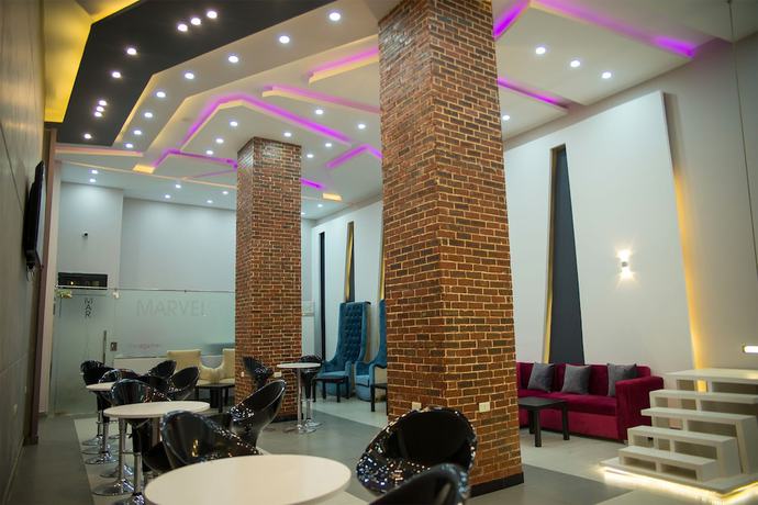 Imagen de los interiores del Hotel Marvel Stone. Foto 19