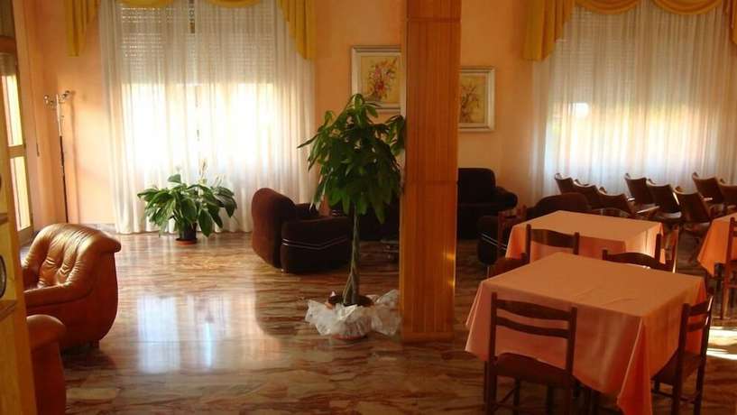 Imagen del bar/restaurante del Hotel Marvin, Sant'Albino. Foto 2
