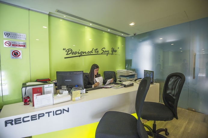 Imagen de los interiores del Hotel Marvin Suites. Foto 18