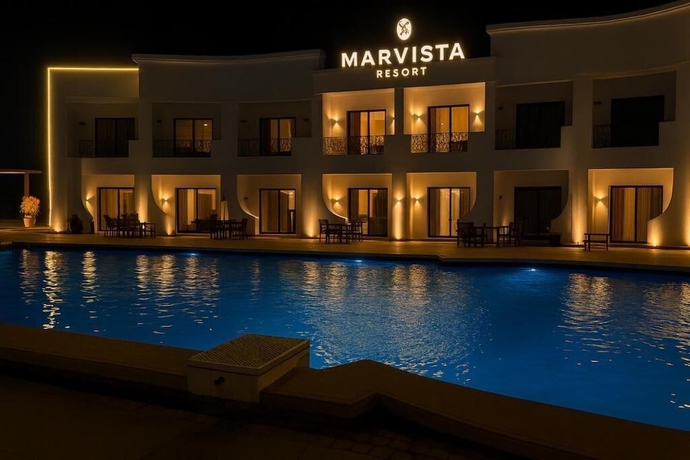 Imagen de la piscina del Hotel Marvista Resort Dahab. Foto 11